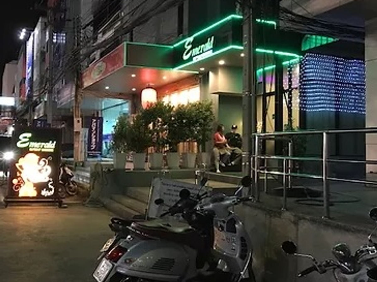 Thai182-1.jpg
