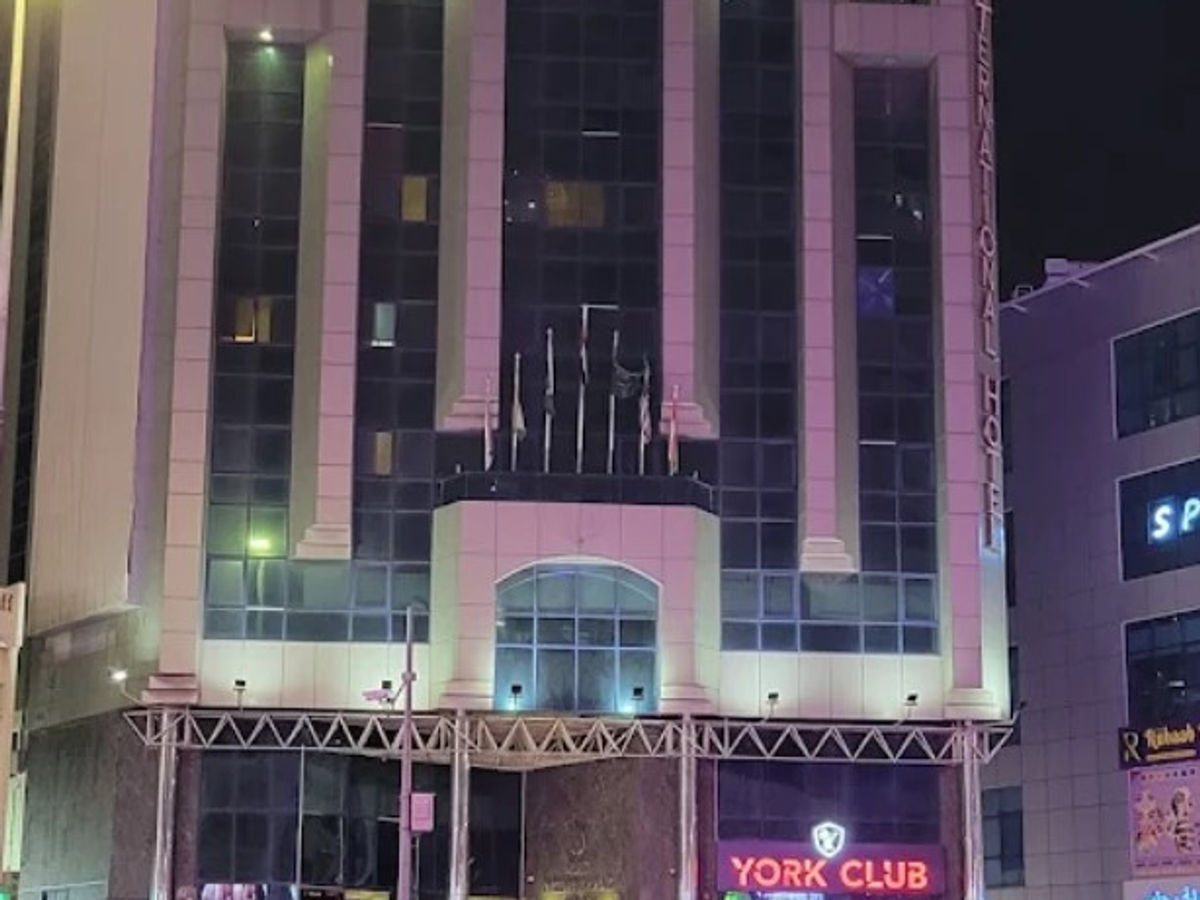 UAE20.jpg